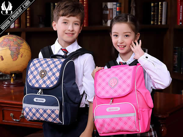 UNIVERSITY OF OXFORD (牛津大學書包)品牌形象展示