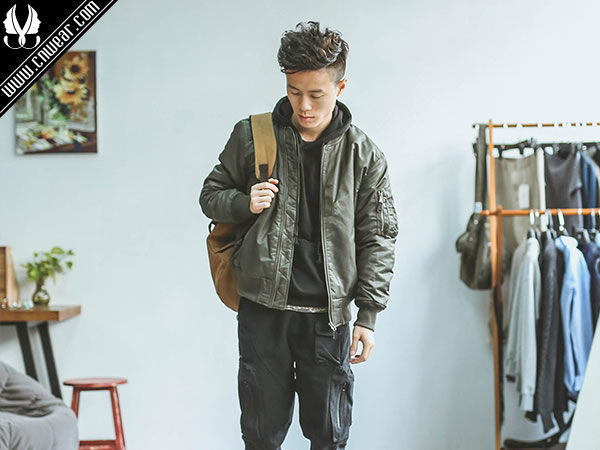 嘿馬七作品牌形象展示