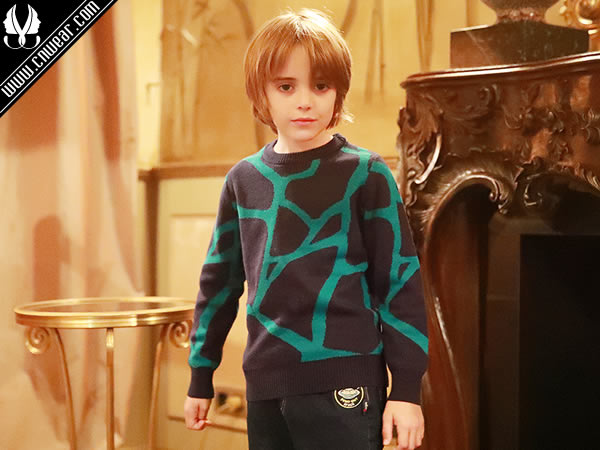 TAGA (童裝)品牌形象展示